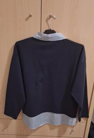 Sudadera Stradivarius efecto 2 piezas XS