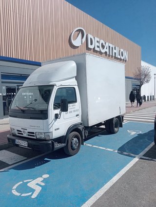 Nissan Cabstar 2007