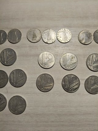 Lotto 18 monete lire antiche vari anni dai 50
