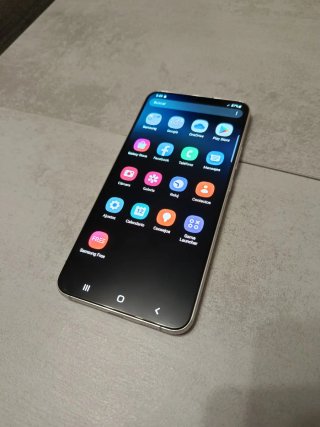 2x Samsung Galaxy S22 Plus