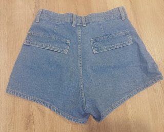 Pantalón corto vaquero Bershka T.38