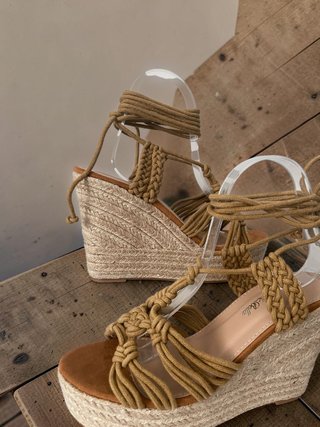 Sandalias cuña