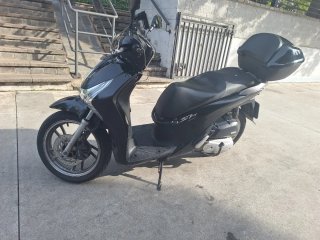 Moto 125cc Scooter Negra