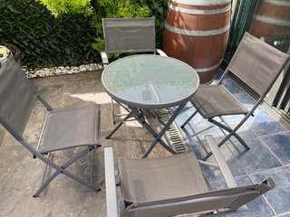 Conjunto mesa y 4 sillas plegables jardín