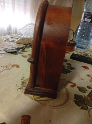 Radio antigua de madera antigua