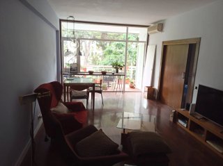 Alquilo habitación en Les Corts