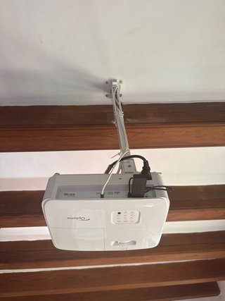 Proyector Optoma para cine en casa