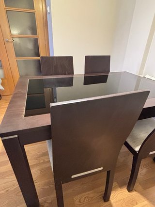 Mesa comedor extensible + 4 sillas, cristal madera