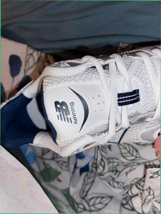 New Balance 530 Talla 41.5 Plata/Blanco