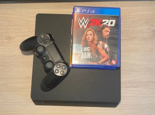 PS4 Slim 1TB + Controller + WWE 2K20