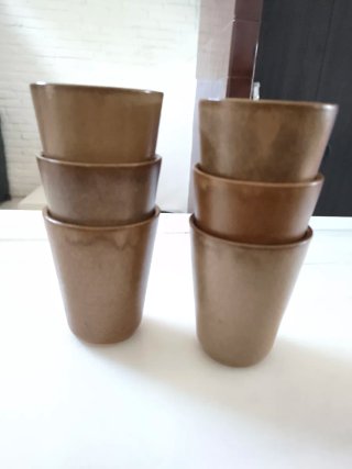 Vasos de cerámica artesanales