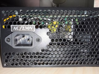 Fuente de alimentación Mars Gaming 550W