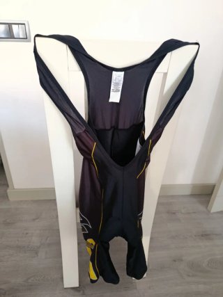 Maillot y culote ciclismo