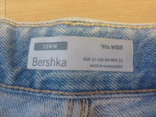 Pantalón vaquero Bershka mujer T.32