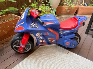 Moto Infantil Spiderman Marvel
