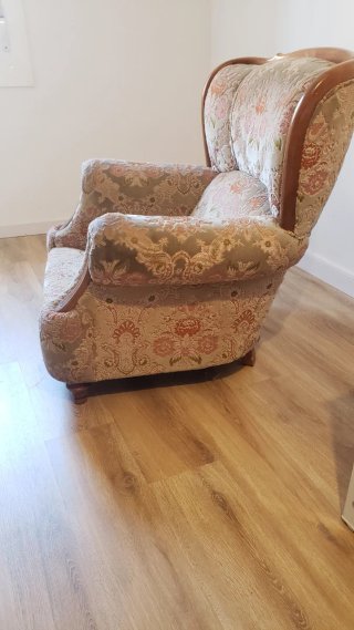 Sillon terciopelo y madera vintage
