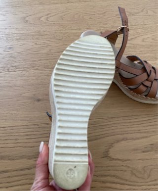Sandali donna marrone con plateau