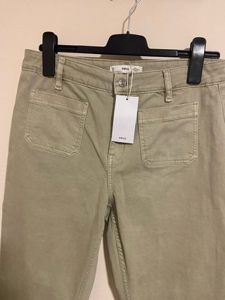 Pantalones Mango Flare Crop Talla 42