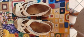 Sandalias Lumel Tiras Beige Blanco Talla 37