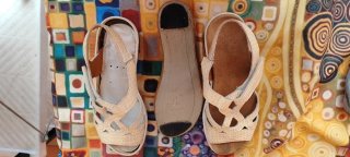 Sandalias Lumel Tiras Beige Blanco Talla 37