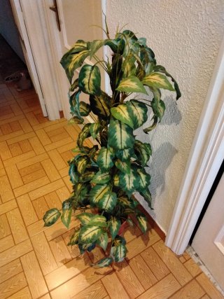 Planta Artificial Grande 1,25 cm alto Ofertaaa!!!