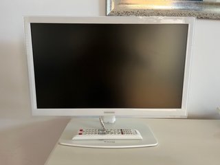 Samsung Smart TV 22 Blanca