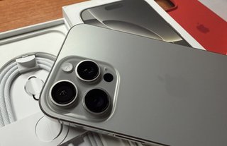 iPhone 16 Pro Max 256GB Titanio