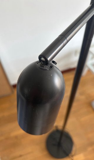Lámpara de pie moderna