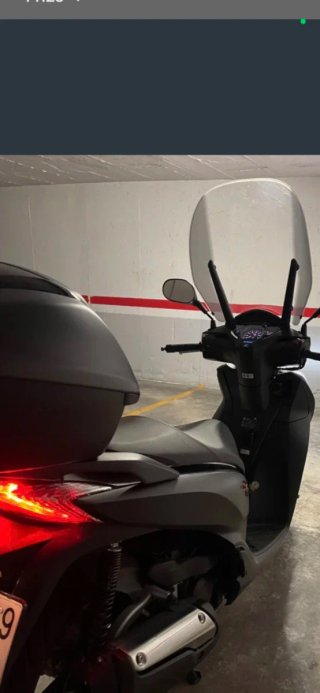 Honda SH 300 Sport Negra