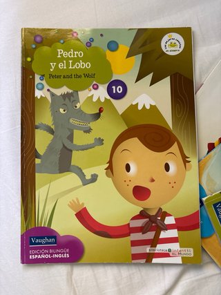 7 Cuentos Clásicos. En ingles y español.