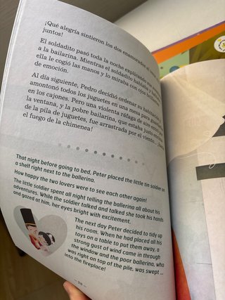 7 Cuentos Clásicos. En ingles y español.