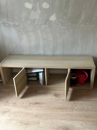 Muebles Kallax Ikea color roble.