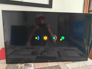 TV Xiaomi 32 L32M5-5ASP funcionando