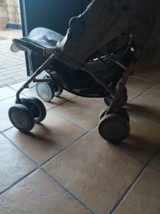 Carro de bebé plegable