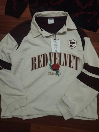 4 Prendas: Jerseys y Sudadera