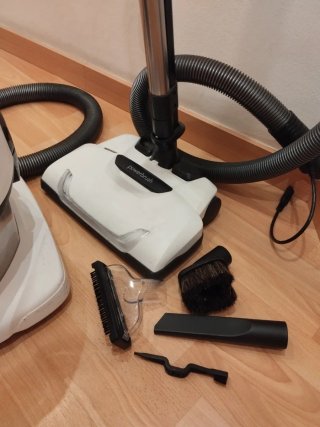 Aspirador Vivense con agua y antiácaros