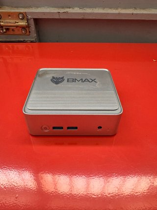 Mini PC BMAX 8GB+256GB Argento