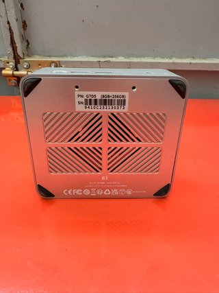 Mini PC BMAX Plata