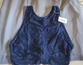 LOTE 22 PRENDAS ROPA CHICA