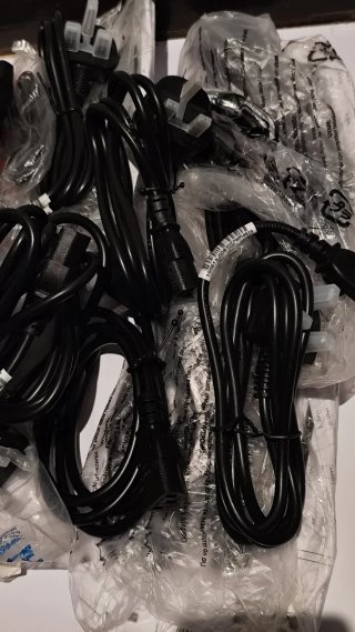 13 Cables de alimentación UK