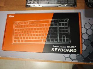 Teclado Royal Kludge RK M87 Azul/Blanco