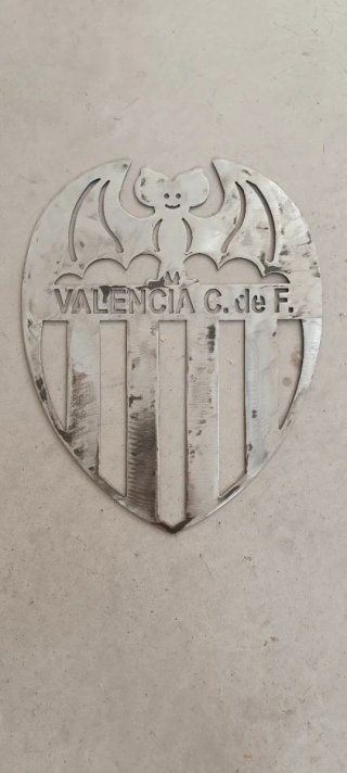 Escudo Valencia C. de F. Metal