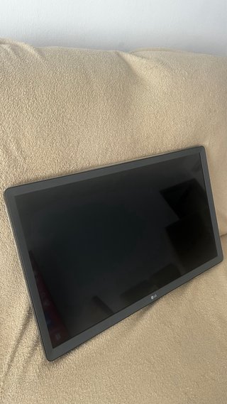 Televisión 32”, LCD, perfecto estado