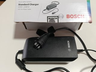 Cargador Bosch Standard 220-240V