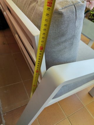 Conjunto sofás y mesa exterior