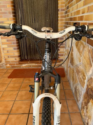 Bicicleta TREK Top Fuel 9