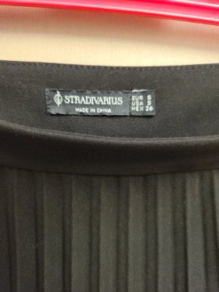 Falda Midi Plisada Negra Stradivarius Talla S