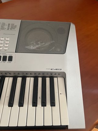 Teclado Yamaha PSR-E413
