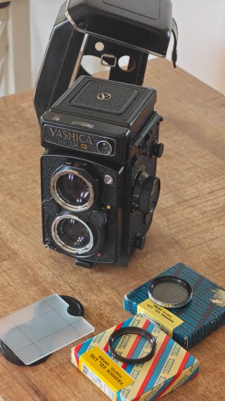 Yashica Mat 124 G Cámara Analógica