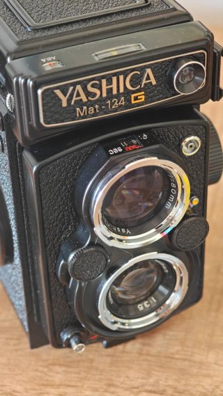 Yashica Mat 124 G Cámara Analógica